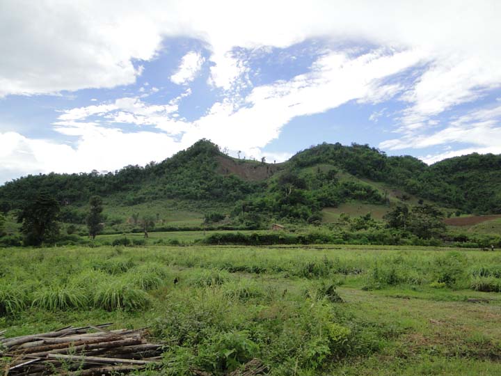  2005, 2nd Apr	Master Hsin Tao received a donation of land from a village head in Naung Mon. A multi-functional  Naung Mon began to come into shape. 